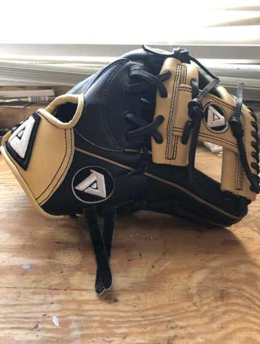 Akadema Torino Series 11.5