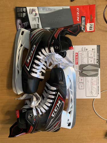 New JetSpeed FT2 Skates Pro Stock Size 8.5 (CUSTOM)