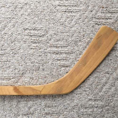 New Vintage Canadien Left Handed Hockey Stick Senior