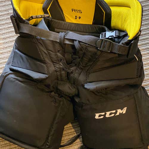 Black  Small Premier R1.5 Hockey Goalie Pants Junior
