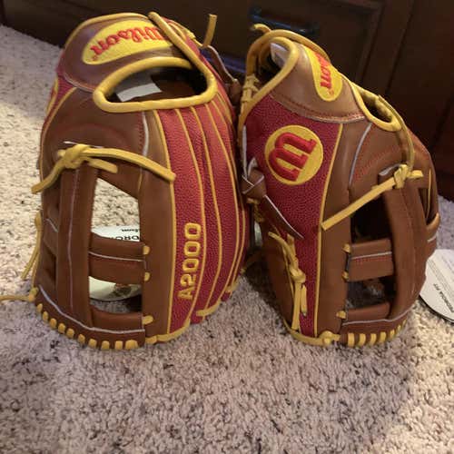 New A2000 Baseball Glove Adult - No I don't want to trade for your used glove
