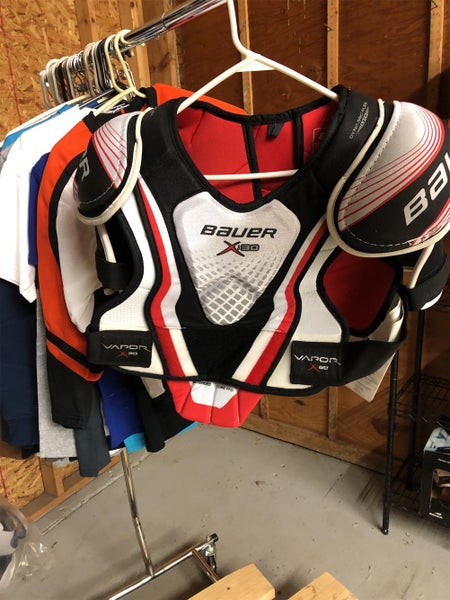 New Large Vapor X30 Shoulder Pads Senior Pro Stock