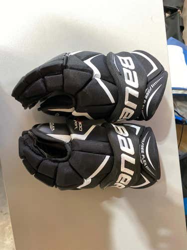New Bauer Vapor X900 Gloves 15” Senior