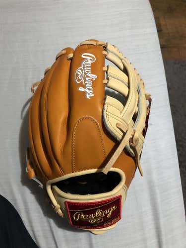 New Heart of the Hide Baseball Glove