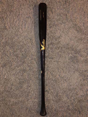 Victus Black Black New