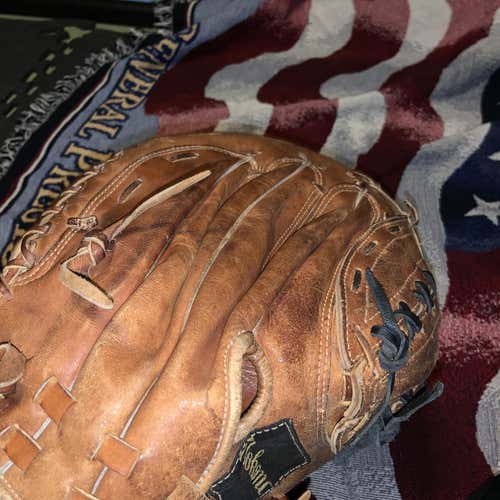 FOR GREYWOLF !!!!! Brown  Nokona Baseball Glove