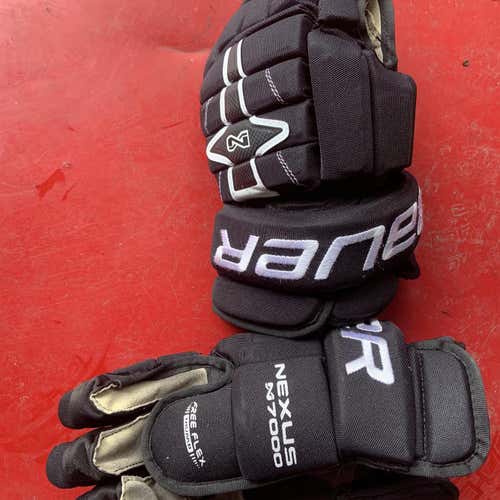 Black  Nexus N7000 Gloves Senior