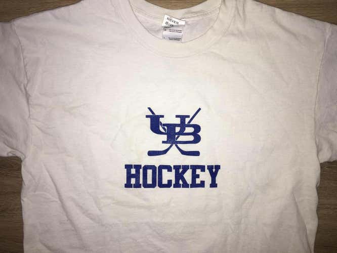 (Large) Buffalo Bulls Shirt