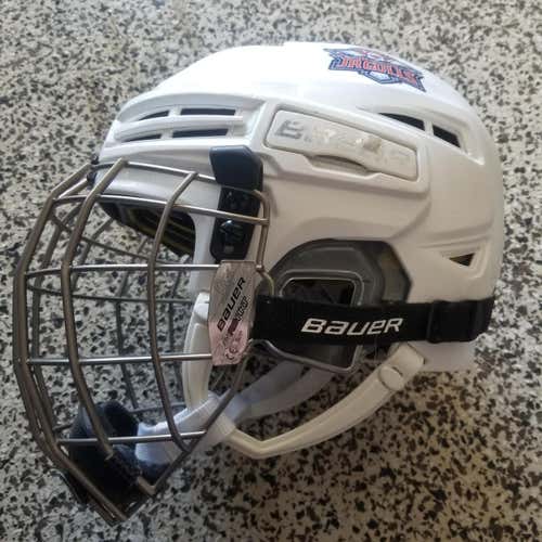 White Youth  Bauer Re-Akt 100 Helmet
