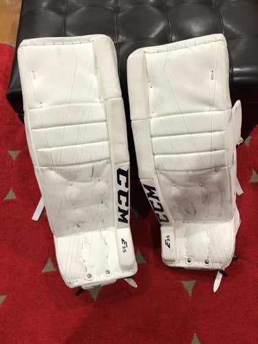White 28" CCM Extreme Flex E3.5 Goalie Leg Pads Junior