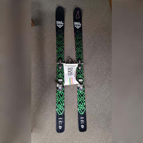 Men's Black Crows Alpine Touring Navis Skis With Bindings Max Din 12
