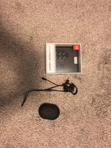 Black Powerbeats 3 Wireless