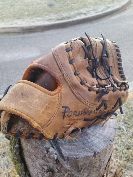 Brown Rawlings First Base Baseball Glove