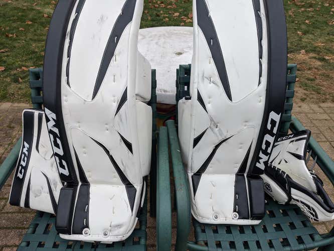 White 34" CCM Regular Goalie Full Set Senior