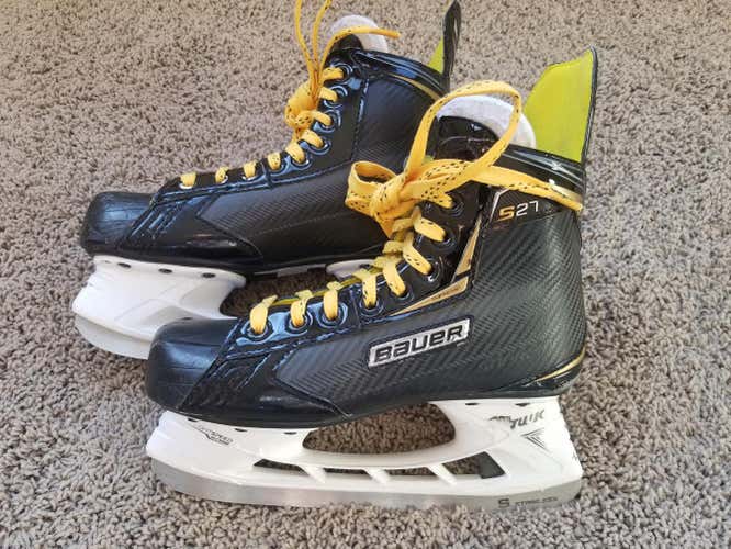 Bauer Supreme S27 Hockey Skates Junior Size 4.5 !! EXCELLENT CONDITION !!