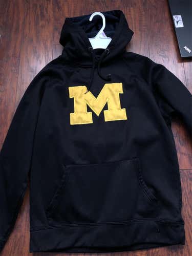 Black Men's Medium  Sweatshirt Adult