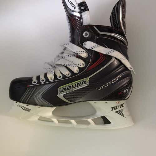 New Vapor X90 Hockey Skates Senior Size 8