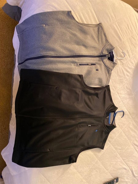 Men's Medium Izod Vests SELLING BOTH! BUNDLE