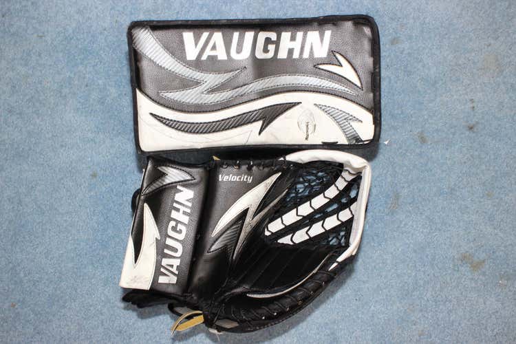 Black Vaughn Velocity 7450 Goalie Glove Blocker Catcher Senior 2 piece cuff split T