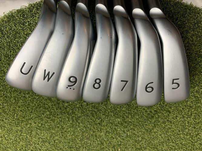 Ping G400 5-UW Iron Set, Alta CB Stiff Flex, RH