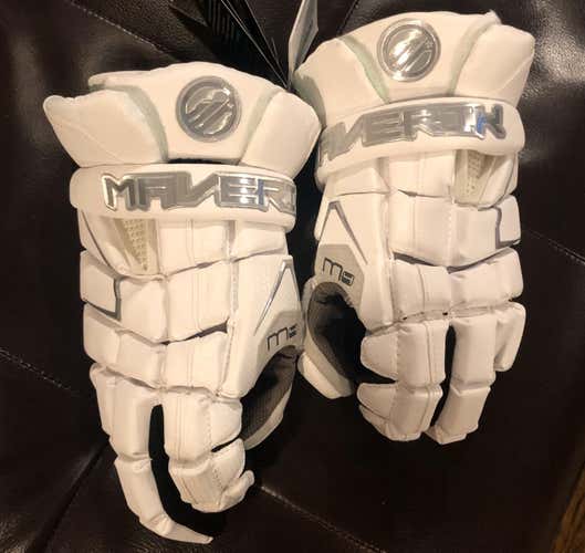 ** SALE** Maverik M4 Gloves (White) Lacrosse Lax Nwt New Medium 12” New With Tags
