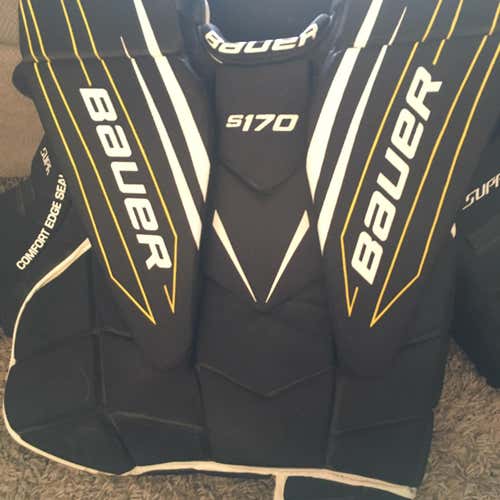 Large Supreme S170 Goalie Chest and Arm Protector Goalie Chest Protector Senior