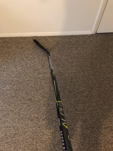 Alpha QX Hockey Stick Toe Senior Pro Stock