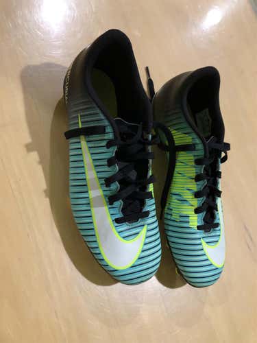 Blue Women's 8.0 (Women's 9.0) Nike Cleats