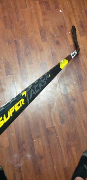 CCM Super Tacks AS1: Left, 85 Flex, Crosby P29 Curve