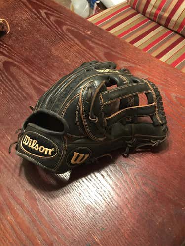Black   A2000 1799 Baseball Glove 12.75"