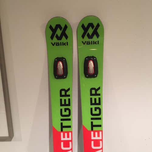 Volkl Racetiger GS 178 23m Skis With Bindings
