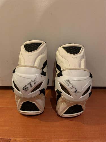 White  Medium Cell III Arm Pads