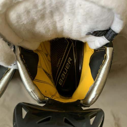 New Bauer Supreme 1S Hockey Skates - Size 7D
