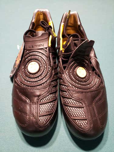 Black New Men's Molded Cleats 7.5  NIKE TOTAL 90 LASER II K-FG Cleats