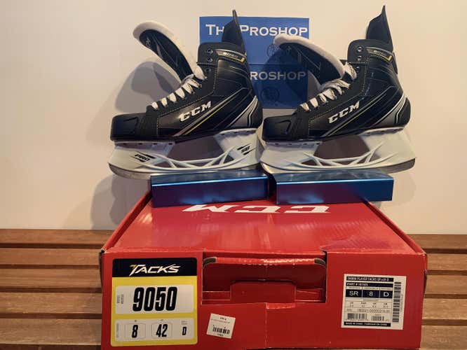 New Senior CCM Tacks 9050 Hockey Skates Size 10 D&R (Regular)