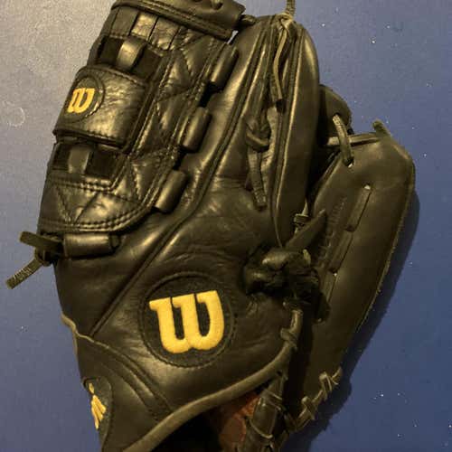Black High School/College A1000 Baseball Glove 12"
