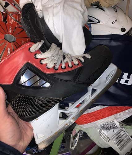 Senior 2 Piece Hockey Goalie Skates D&R (Regular) Pro Stock Size 9