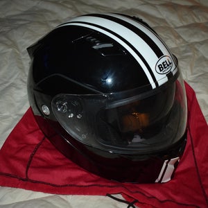 Bell Revolver Full Face Helmet w/ internal Visor & Ventilation, Black/White, XXL