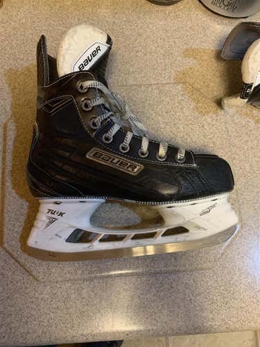 Junior Nexus 7000 Hockey Skates D&R (Regular)  Size 4