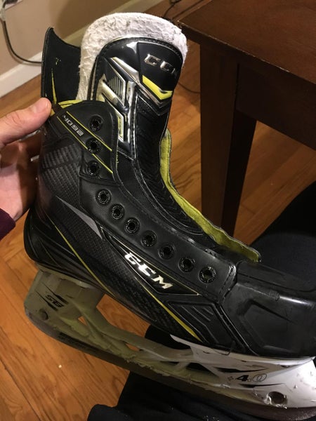 Senior CCM 4092 Hockey Skates EE (Extra Wide) Size 10.5