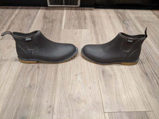 Carson Bogs Slip on Boots Brown Adult Unisex 10 (Women's 11)