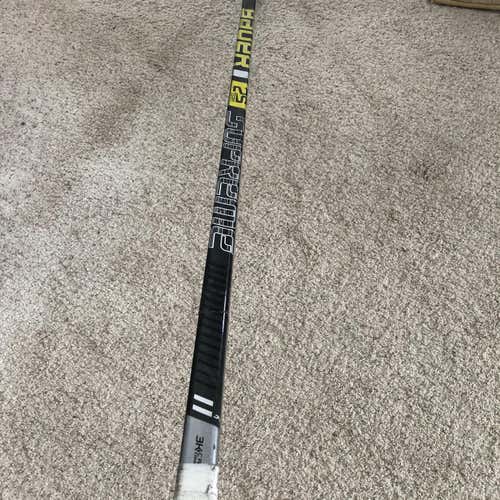 Bauer Supreme 2S Team P28 McDavid 75 Flex Right Hand Hockey Stick
