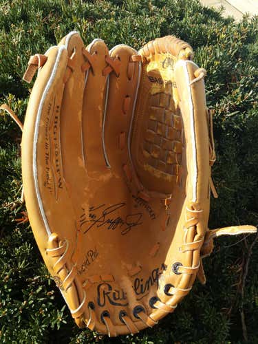 Adult Rawlings Carl Ripken "The Streak" Baseball Glove 12"
