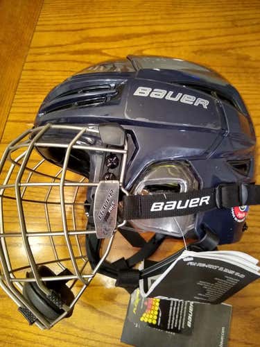 Navy blue, New Medium Bauer Re-Akt 100 Helmet combo