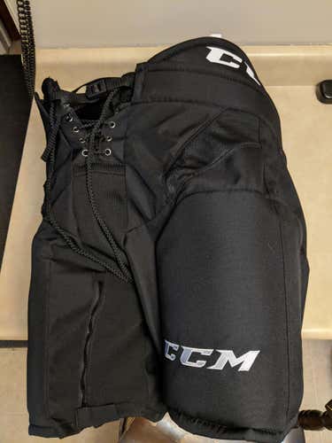 Black New Senior Medium CCM HP32 Hockey Pants Pro Stock