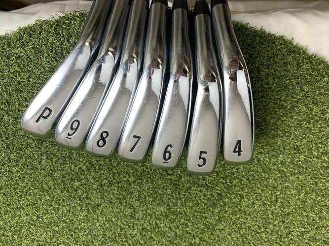 Titleist AP2 716 4-PW Iron Set, Dynamic Gold Stiff Flex, RH