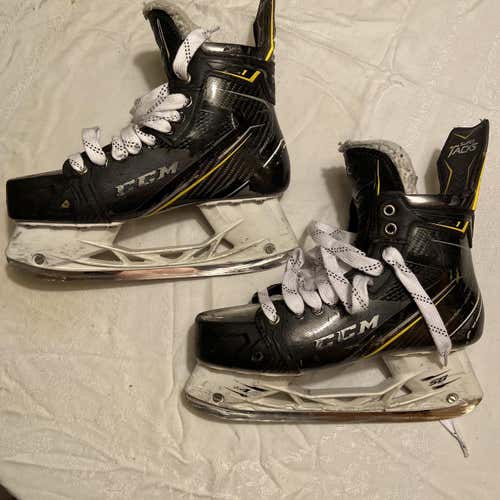 Senior Super Tacks AS1 Hockey Skates D&R (Regular)  Size 9.5