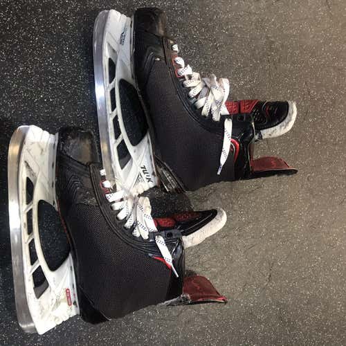 Senior Bauer 1X D&R (Regular) Pro Stock Size 9.5