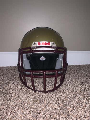 Riddell Victor Speed Football Helmet