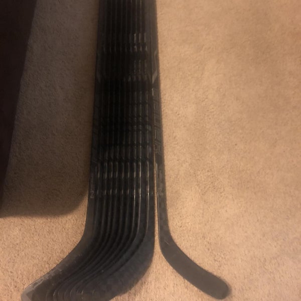 11 Pack Nexus 1000 Hockey Stick Mid Pro Stock